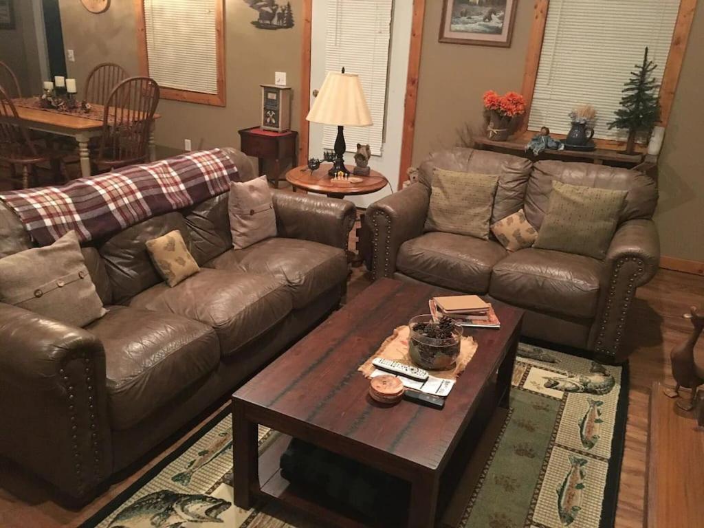 Gas Fireplace, Firepit, And Cedar Adirondack Chair Spencer 외부 사진